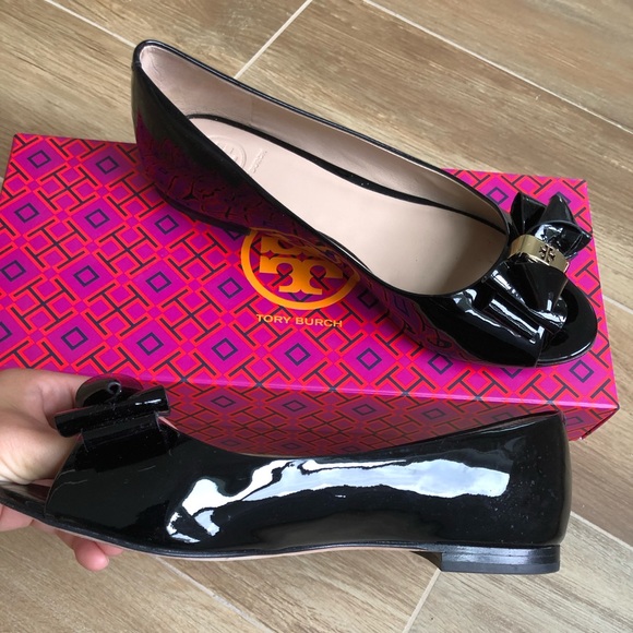 Tory Burch Patent Black Stacked Bow Peep toe Flats - Picture 13 of 15